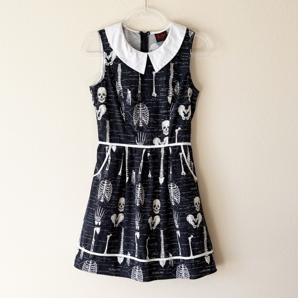 Folter Gothic Skeleton Anatomy Print Fit and Flare Dress with Pockets